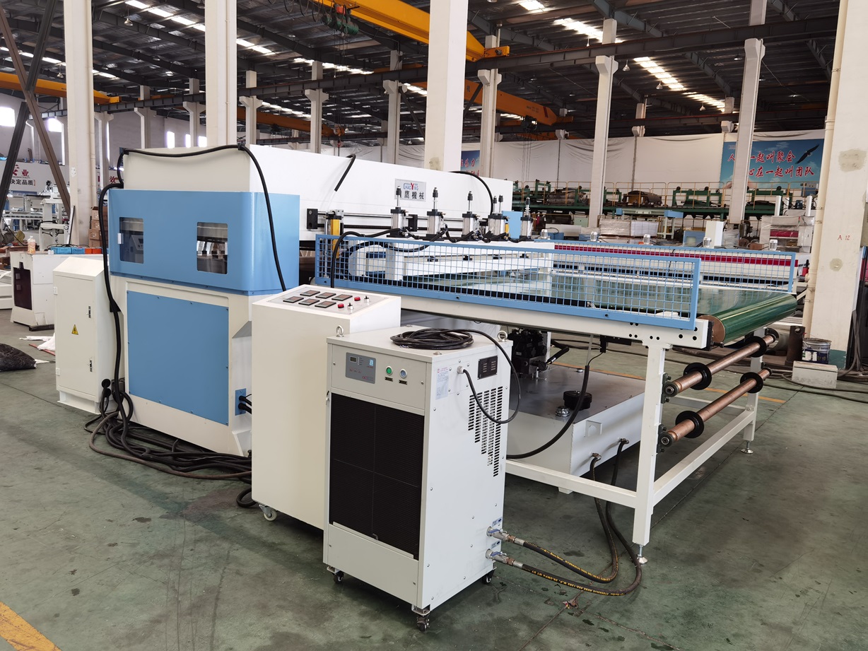 汽車內(nèi)外飾沖切、吸音棉熱切封邊機械